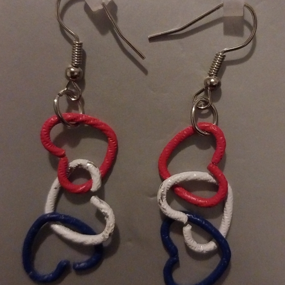 Earrings - Picture 1 of 2